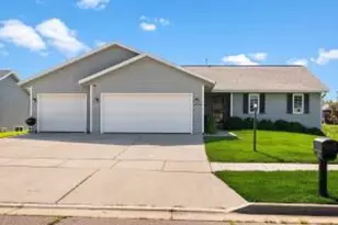 2524 S Terrace St, Janesville, WI 53546 - Photo 1