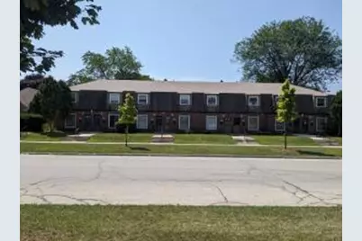 5137 W Keefe Ave, Milwaukee, WI 53216 - Photo 1