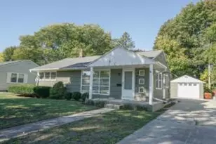 9544 W Lorraine Pl, Milwaukee, WI 53222 - Photo 1