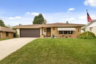 2911 S 72nd St, West Allis, WI 53219 - Photo 1