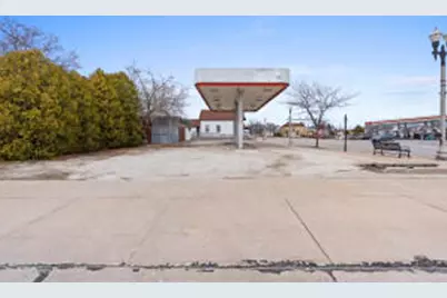 2106  Washington St, Two Rivers, WI 54241 - Photo 1
