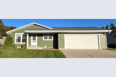 411  Prairie Hill Way, Racine, WI 53185 - Photo 1