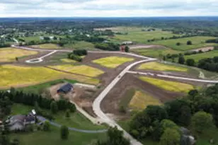 4671 Oliver's Dr, Richfield, WI 53033 - Photo 1