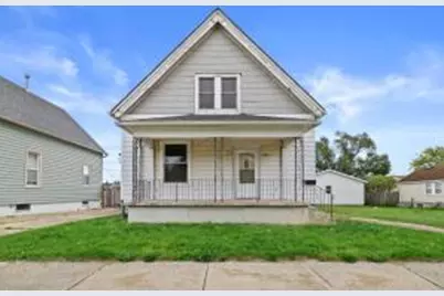 2921  93rd St, Sturtevant, WI 53177 - Photo 1