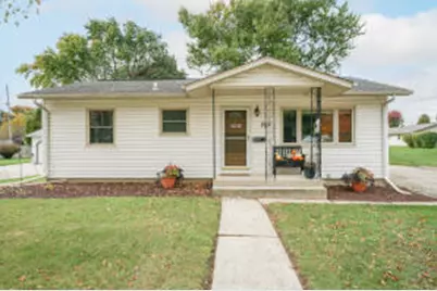 757  8th Ave, Grafton, WI 53024 - Photo 1