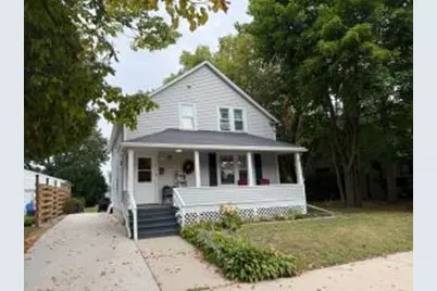 1210  Wisconsin Ave, Manitowoc, WI 54220 - Photo 1