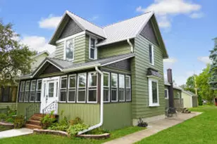 1407 McLean Ave, Tomah, WI 54660 - Photo 1