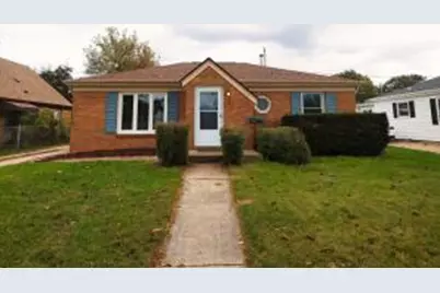 737  South St, Racine, WI 53402 - Photo 1