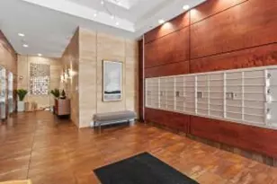 1550 E Royall Pl, Milwaukee, WI 53202 - Photo 1