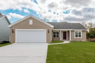11415 W Tess Crk St, Franklin, WI 53132 - Photo 1