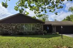 8081 N 105th St, Milwaukee, WI 53224 - Photo 1