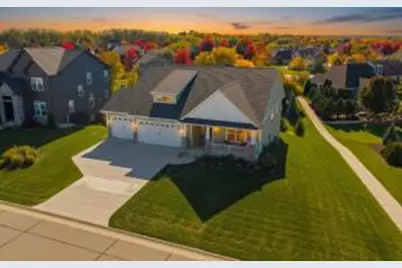 8156  Ridgeway Ct, Pleasant Prairie, WI 53158 - Photo 1