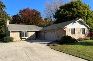 29618 Fernwood Dr, Racine, WI 53185 - Photo 1