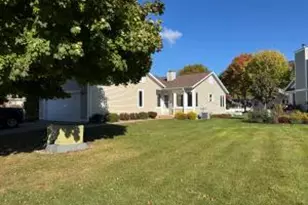 4425 33rd St, La Crosse, WI 54601 - Photo 1