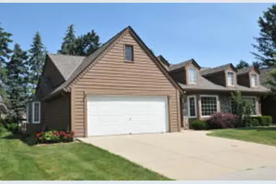 3817 S Oakbrook Dr, Greenfield, WI 53228 - Photo 1