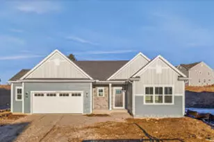 N67W25396 Vail Ln, Sussex, WI 53089 - Photo 1