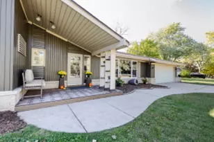 N28W26587 Miami Dr, Pewaukee, WI 53072 - Photo 1