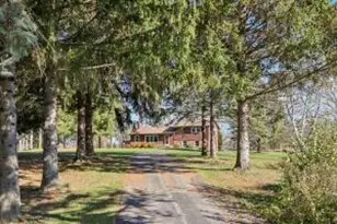 W398N8740 Amber Ln, Oconomowoc, WI 53036 - Photo 1