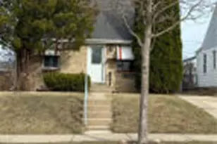 2104 S 98th St, West Allis, WI 53227 - Photo 1