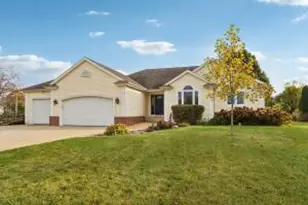 6802 Sandy Ln, Racine, WI 53185 - Photo 1