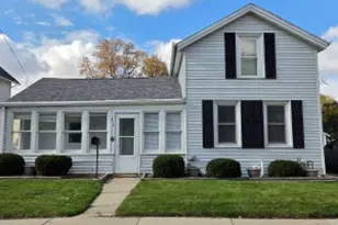 414 S Montgomery St, Watertown, WI 53094 - Photo 1