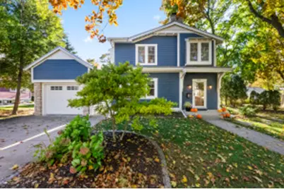 621 W Labelle Ave, Oconomowoc, WI 53066 - Photo 1