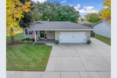 1743  Knoll Crest Dr, Sheboygan, WI 53081 - Photo 1