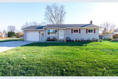 901  Goodman Ct, Sparta, WI 54656 - Photo 1