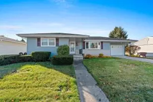 2723 42nd St, Two Rivers, WI 54241 - Photo 1