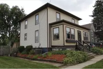 412  Manning St, Columbus, WI 53925 - Photo 1