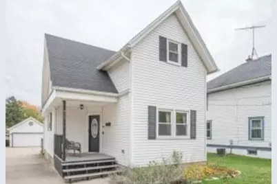 416 S Main St, Hartford, WI 53027 - Photo 1