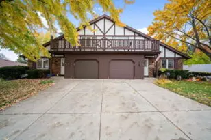 129 S Grandview Blvd, Waukesha, WI 53188 - Photo 1