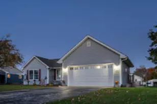 N1556 Overlook Circle, Bloomfield, WI 53128 - Photo 1