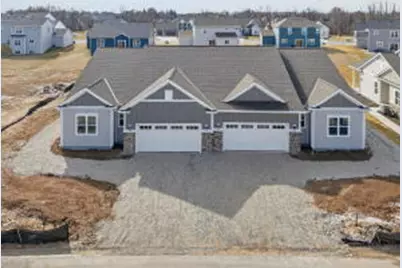 847  Stirling Dr, Oconomowoc, WI 53066 - Photo 1