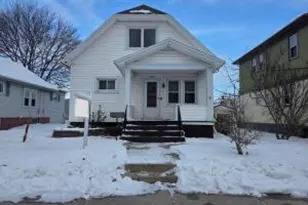 1346 Lenz Ct, Sheboygan, WI 53083 - Photo 1