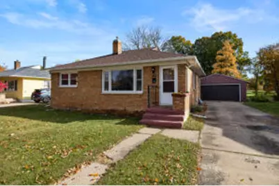 41  Schenk St, Madison, WI 53714 - Photo 1