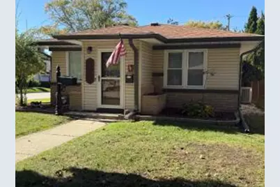 2089 S 107th St, West Allis, WI 53227 - Photo 1