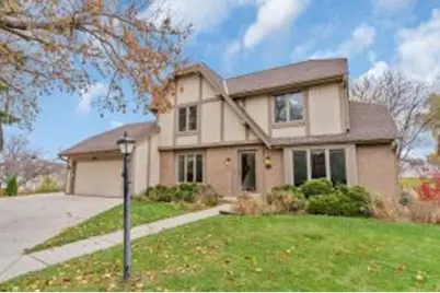 12565 W Weatherstone Ct, New Berlin, WI 53151 - Photo 1