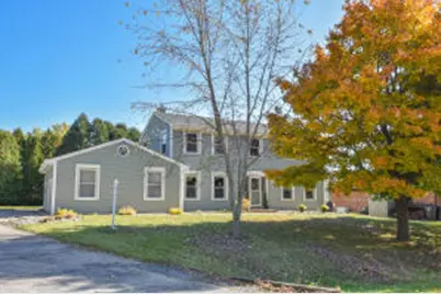 9820 N Shannon Ct, Mequon, WI 53097 - Photo 1