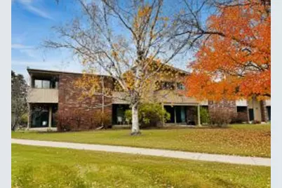 425 W Willow Ct, Fox Point, WI 53217 - Photo 1