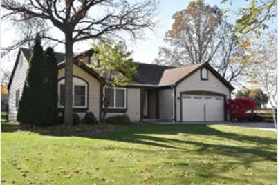 351 E Quail Run, Oak Creek, WI 53154 - Photo 1