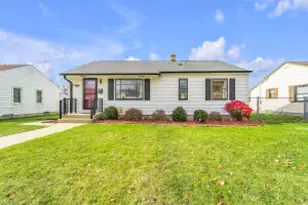 3527 N 97th Pl, Milwaukee, WI 53222 - Photo 1