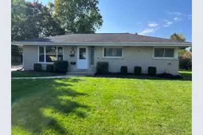 W181N8781  Shepherd Dr, Menomonee Falls, WI 53051 - Photo 1