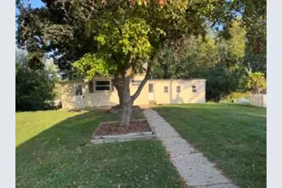 609  Valley St, Horicon, WI 53032 - Photo 1