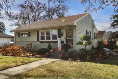 241 N Kendrick Ave, Burlington, WI 53105 - Photo 1