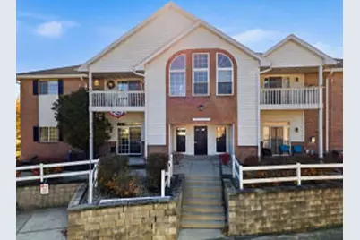 W241N2507  East Parkway Meadow Cir, Pewaukee, WI 53072 - Photo 1