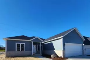 11532 W Tess Crk St, Franklin, WI 53132 - Photo 1