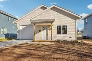 421 Oakland Ave, Waukesha, WI 53186 - Photo 1