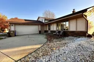 5207 39th St, Kenosha, WI 53144 - Photo 1