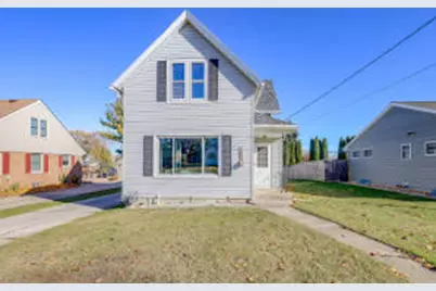 1414  Nagle Ave, Manitowoc, WI 54220 - Photo 1